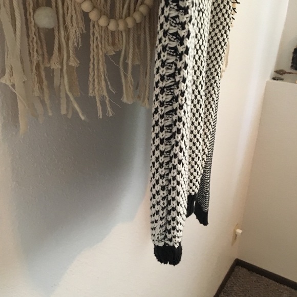 Dance & Marvel pullover Sweater - Picture 3 of 3